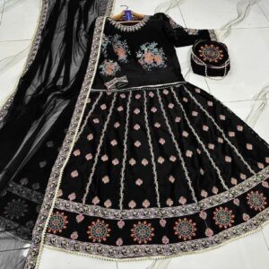 Exquisite 4 Pcs Silk Embroidered Lehenga Choli Set for Women