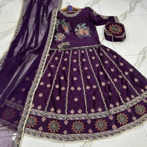 Exquisite 4 Pcs Embroidered Silk Lehenga Choli Set – Stunning Purple Ensemble
