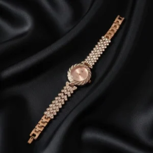 Women’s Rose Gold Quartz Watch with Chain Strap – 1 Pc