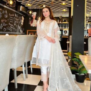 Stunning Embroidered Organza Suit Set – 3 Pcs – White