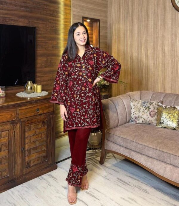 2 Pcs Women’s Stitched Katan Silk Embroidered Suit