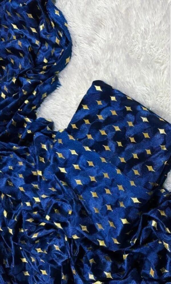 2 Pcs Women's Unstitched Printed Suit